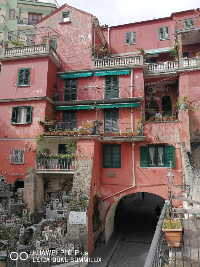 Amalfi Small Wonder Tiny Town House Exterior foto